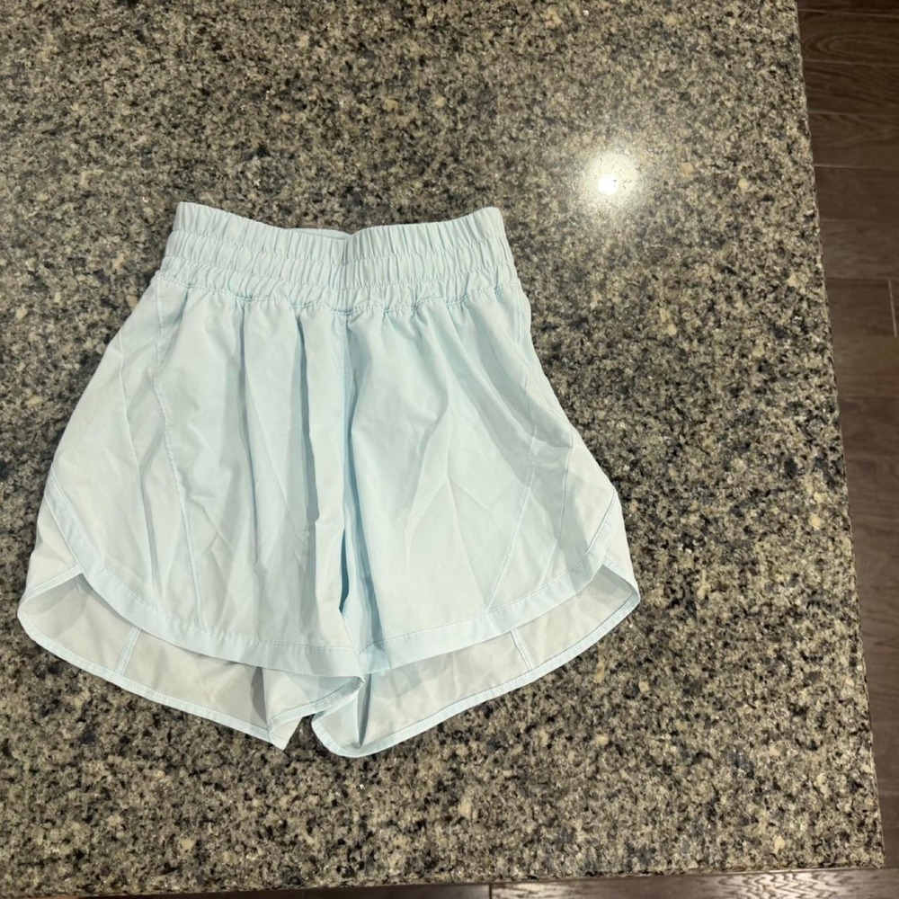 Lululemon track that high rise shorts 5"